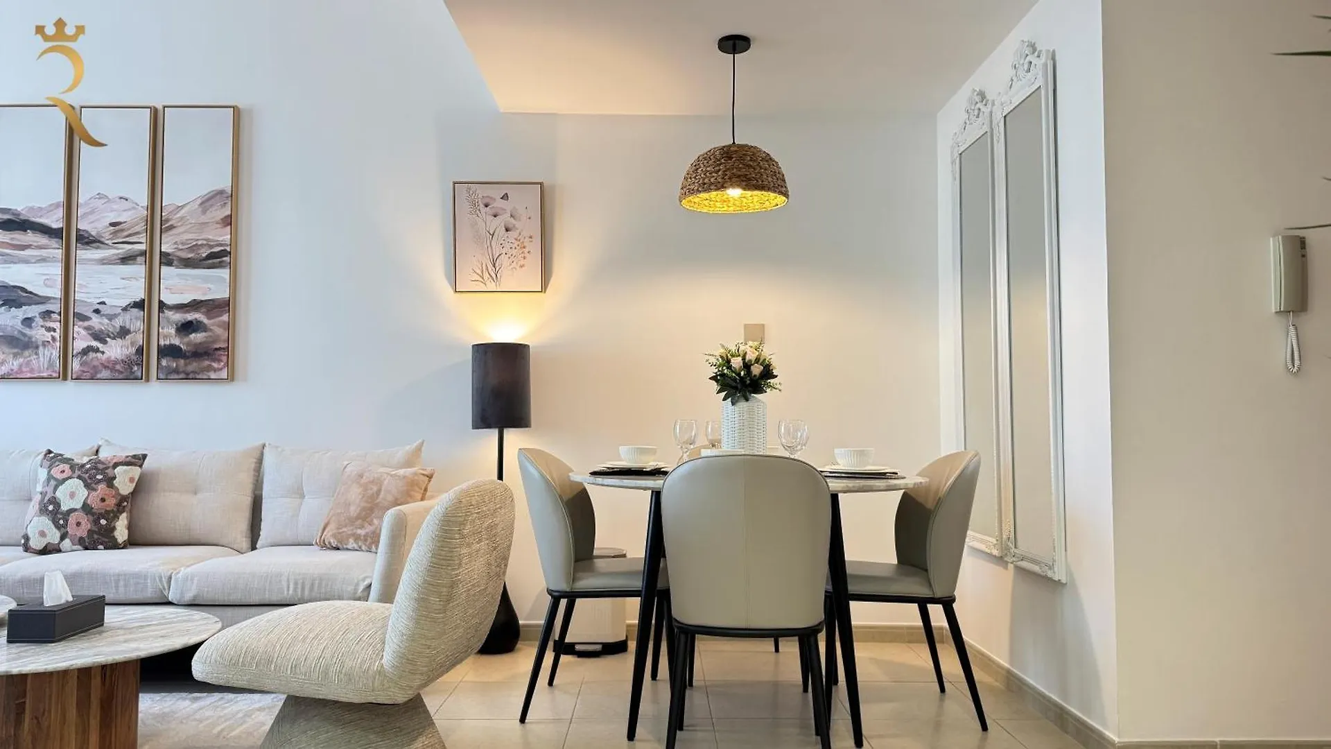 Апартаменты Relaxing 1Br Retreat With Pool In Mangrove Al Reem Абу-Даби