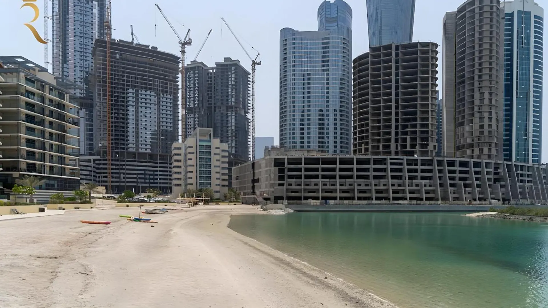 Апартаменты Relaxing 1Br Retreat With Pool In Mangrove Al Reem Абу-Даби