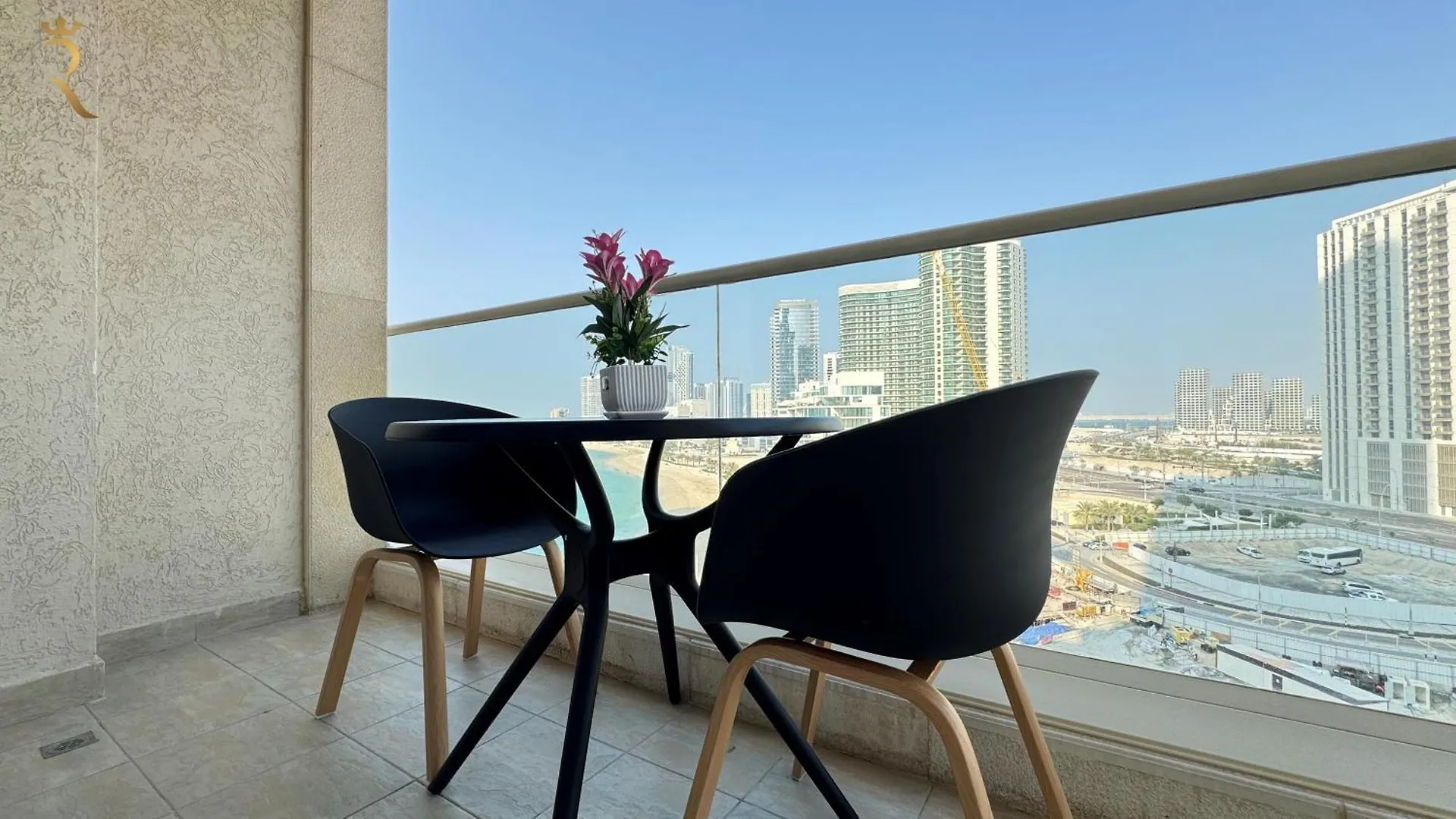 Апартаменты Relaxing 1Br Retreat With Pool In Mangrove Al Reem Абу-Даби ОАЭ