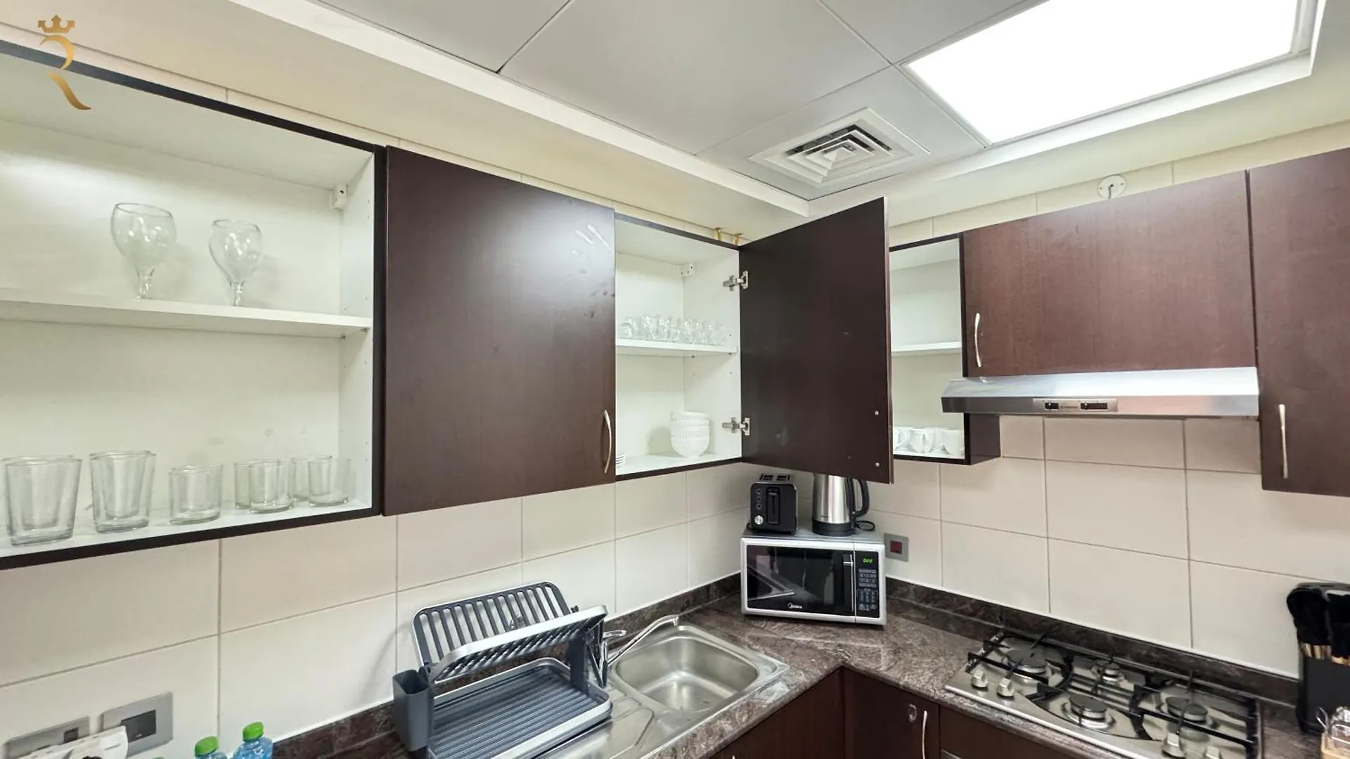 Апартаменты Relaxing 1Br Retreat With Pool In Mangrove Al Reem Абу-Даби