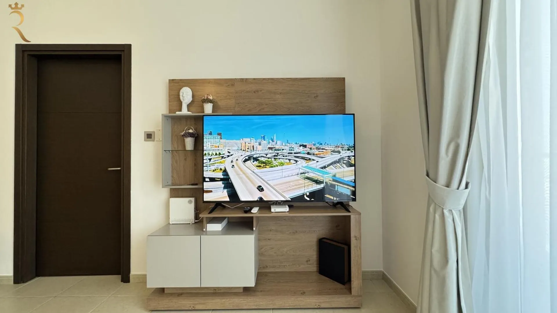 Апартаменты Relaxing 1Br Retreat With Pool In Mangrove Al Reem Абу-Даби
